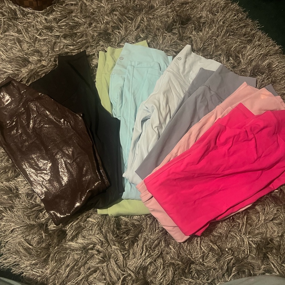 19 PIECE LULULEMON PACK :)
